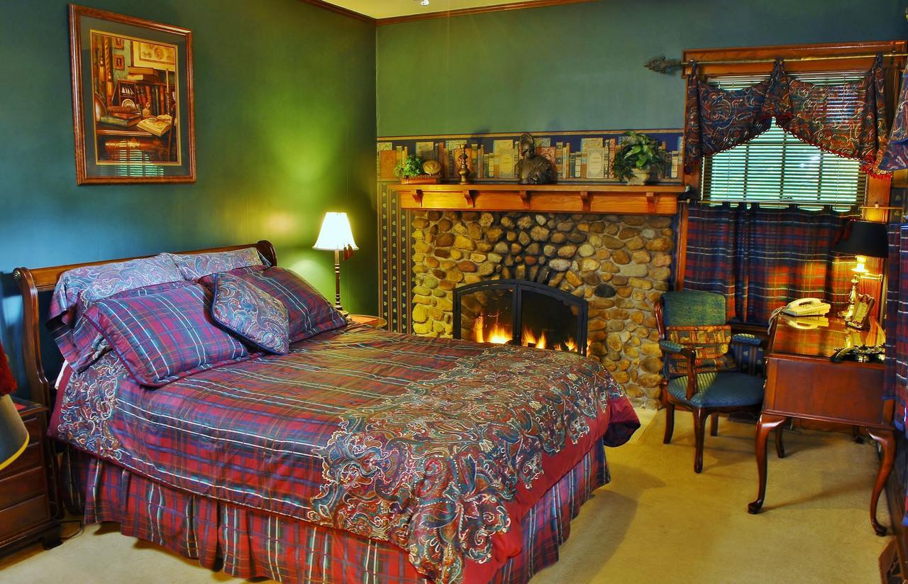 Arbor Hill Inn La Porte Екстериор снимка