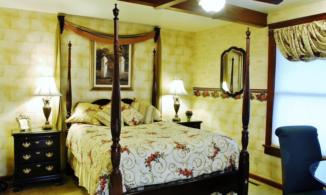 Arbor Hill Inn La Porte Екстериор снимка