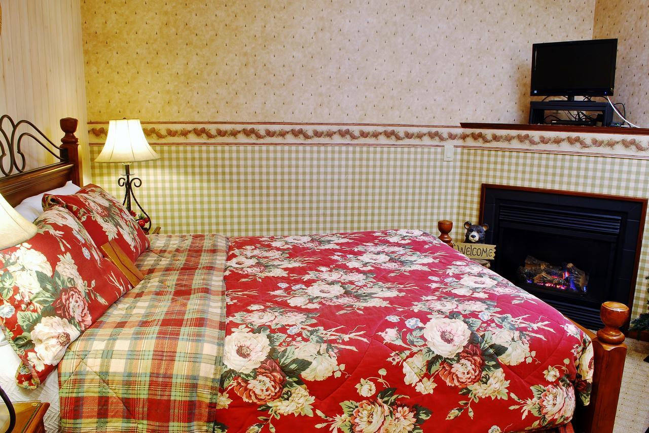 Arbor Hill Inn La Porte Екстериор снимка