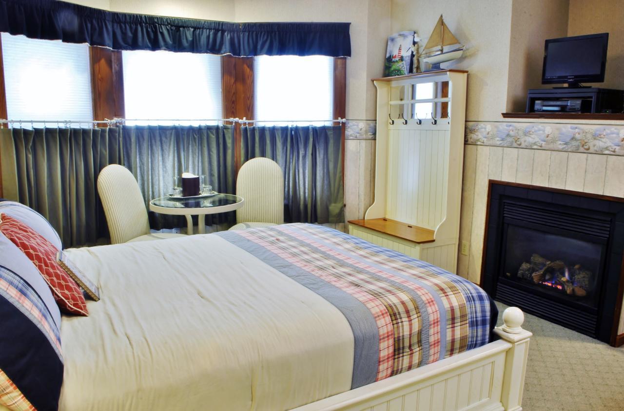 Arbor Hill Inn La Porte Екстериор снимка