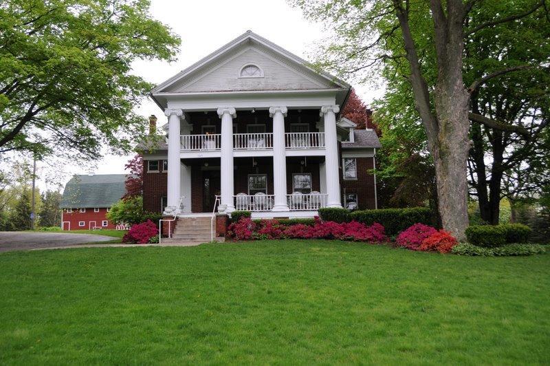 Arbor Hill Inn La Porte Екстериор снимка