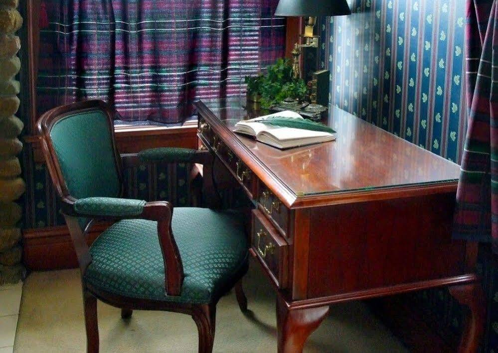 Arbor Hill Inn La Porte Екстериор снимка